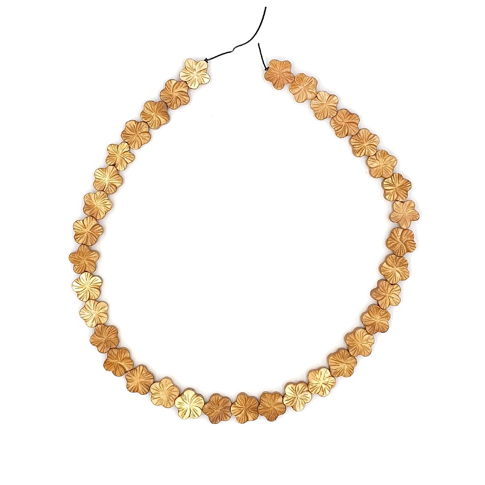 ลูกปัดเปลือกหอยแท้รูปทรงดอกไม้แกะลาย 2 หน้า (Mother of Pearl Gold Flower 12 mm) สีทอง (LZ-0571)
