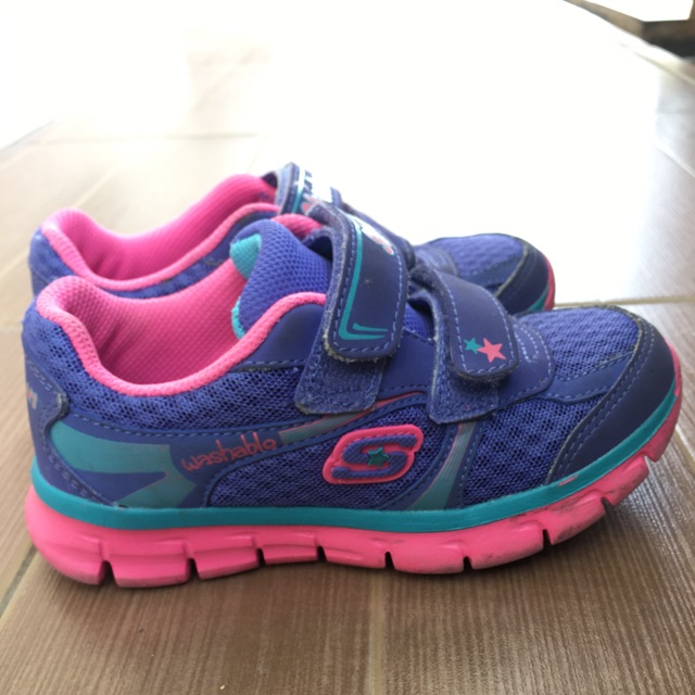รองเท้า sketchers เด็ก