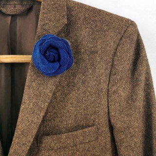 พินดอกไม้ติดสูท/เข็มกลัด สีฟ้า แบบไม่มีก้าน Blue Felt lapel pin/brooch/flowerpin