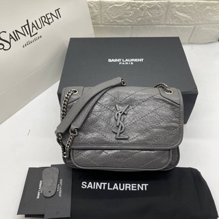 Saint laurent niki Size 22cm สีเทา