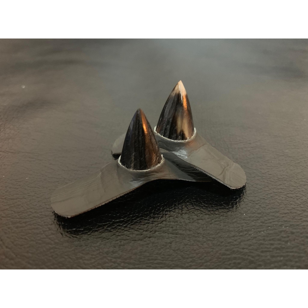 ตอเทียมหุ้มหนัง ทนทาน ผลิตมาจากเขาควาย สำหรับไก่ชน โดยเฉพาะ ราคาพิเศษปกติ 350 บาท เราขายเพียง 150 บา