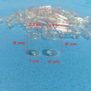 ขวดแก้วจิ๋วขนาด  0.5 ml. 0.3 ml. พร้อมฝาปิดไม้ก๊อก(10 ชิ้น)
