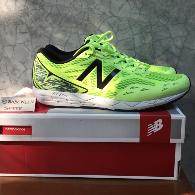 รองเท้าวิ่ง New Balance HANZO หน้ากว้าง 2E - เบอร์ 10US, 28.0Jp  - แท้ซื้อจากญี่ปุ่น -ใช้เองใหม่มาก 