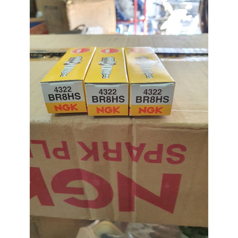 NGK BR8HS SPARK PLUG