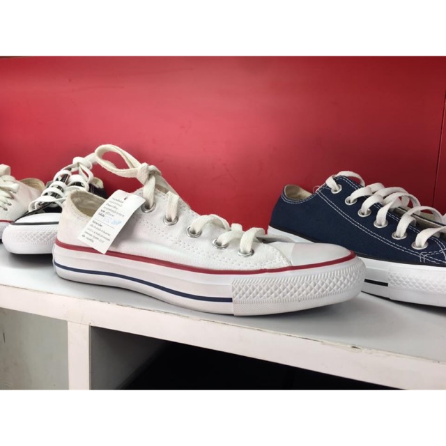 รองเท้า converse
