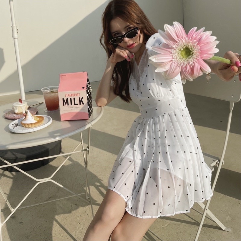 FLAT2112 FF0025 : DOODLE DOT DRESS ป้ายห้อย สีขาวจุดดำ