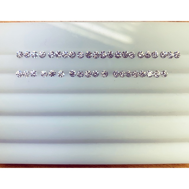 เพชรแท้2.3-2.4มิล(5ตัง)vs2น้ำ97