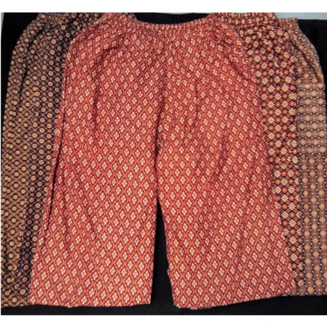กางเกงลายไทย คนแก่ ตัดจากผ้าถุง ผ้าคอตตอน เอวยางยืด