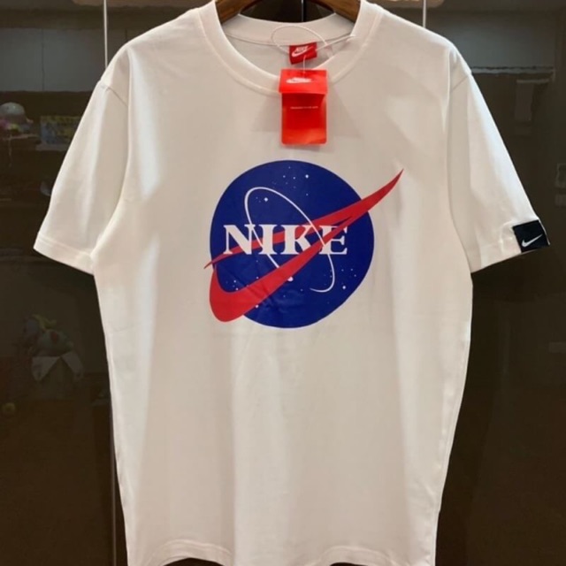 t shirt nike x nasa