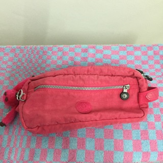 มือ 2 ของแท้ ฟรี EMS !! กระเป๋าเครื่องสำอางค์ Kipling