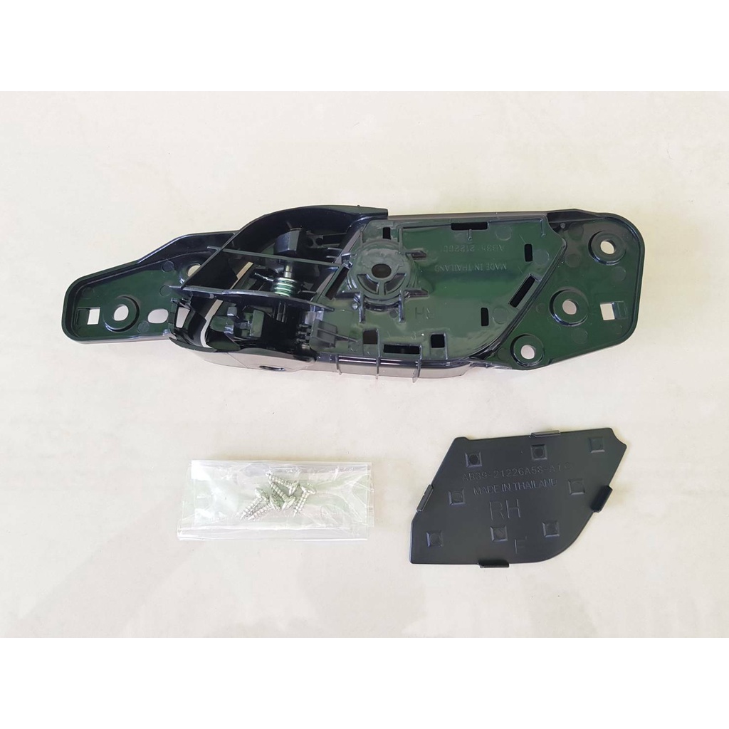 มือเปิดอันใน+เบ้ารอง FORD T6, MAZDA BT50 PRO ก้านดำ ข้างRH(ขวา) อันละ200 บาท