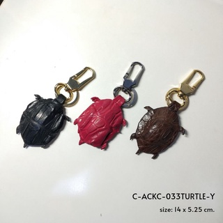 Prang Crocodile Leather Key Chain พวงกุญแจหนังจระเข้แท้ C-ACKC-033เต่า-Y