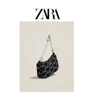 กระเป๋า Zara รุ่น niche design love underarm bag 2021