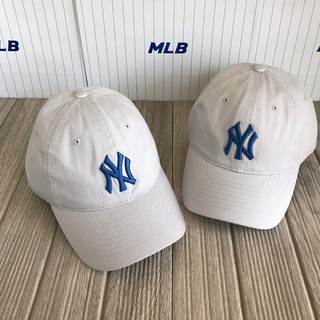 หมวก MLB สีเทาอ่อน โลโก้ NY สีน้ำเงิน 🔘🔹