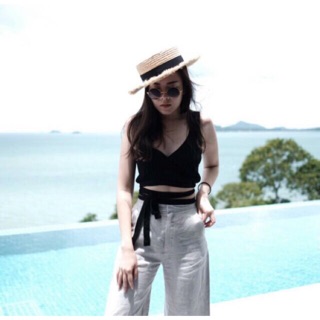 เสื้อสายเดี่ยวผ้าไหมพรม