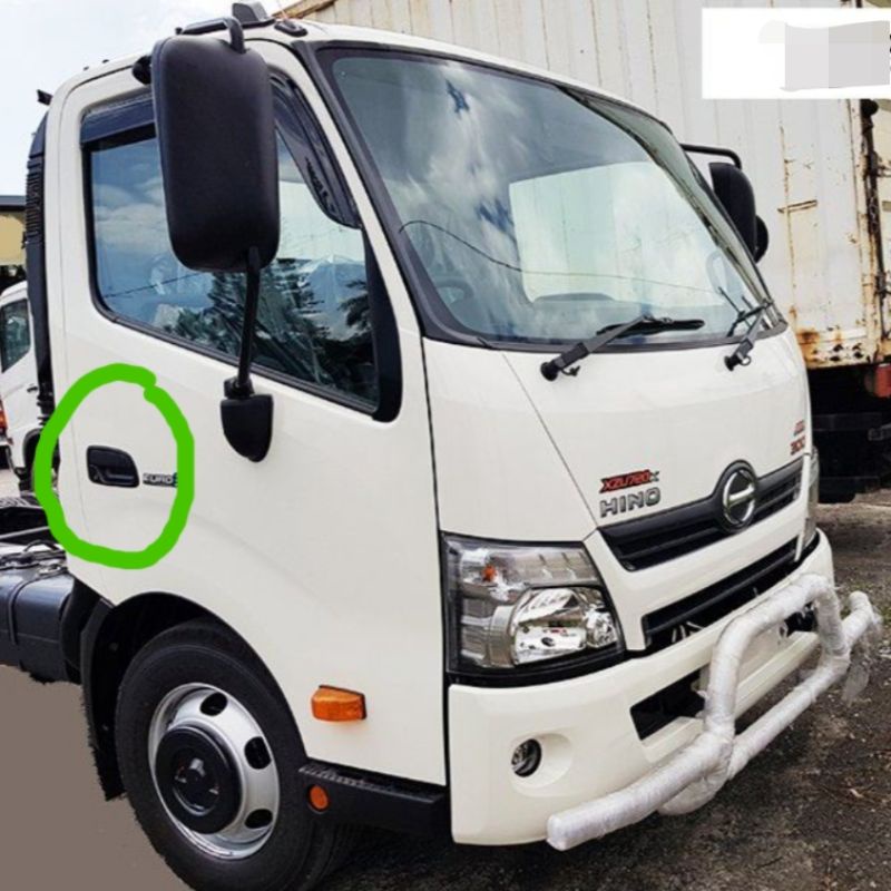 FZ Hino Dutro WU410/WU302/WU420/WU600 มือจับด้านนอก (RH / LH)