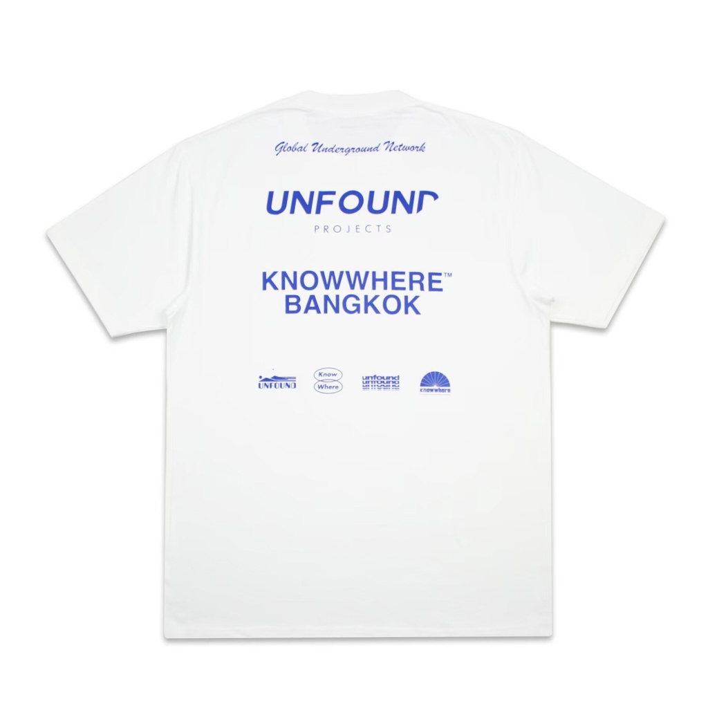 【hot sale】HH UNFOUND PROJECTS เสื้อยืด Unfound Projects x Knowwhere Studio Logo Tee White เสื้อยืดผ้