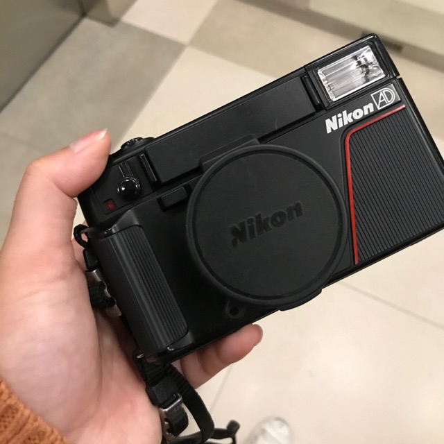 Nikon L35 AD - Film Camera