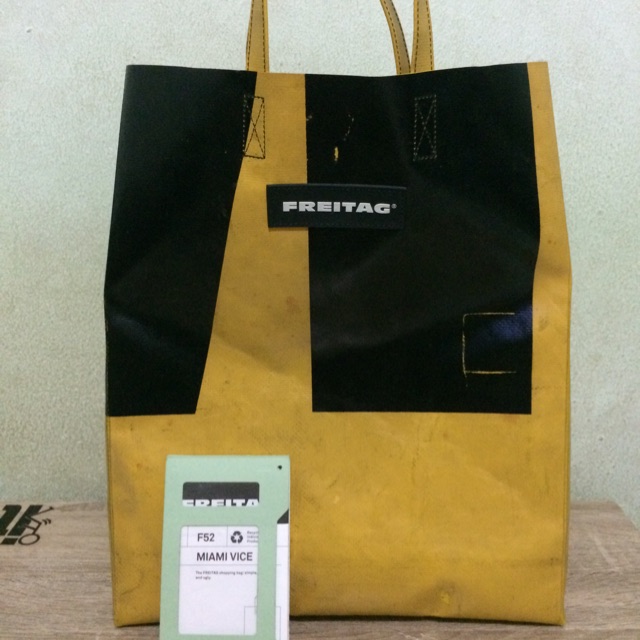 กระเป๋า Freitag Miami vice