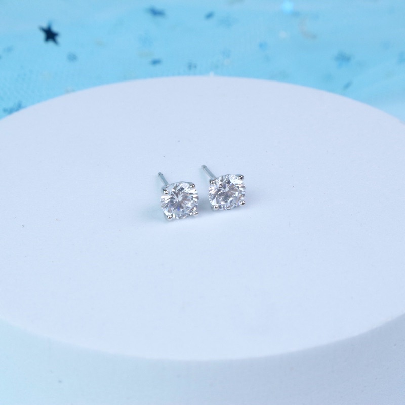 Girlgograb ~ ต่างหูเงินแท้ขนาด 6mmรุ่น charisma จี้เพชร CZ ไม่แพ้ไม่คันแน่นอน พร้อมส่ง