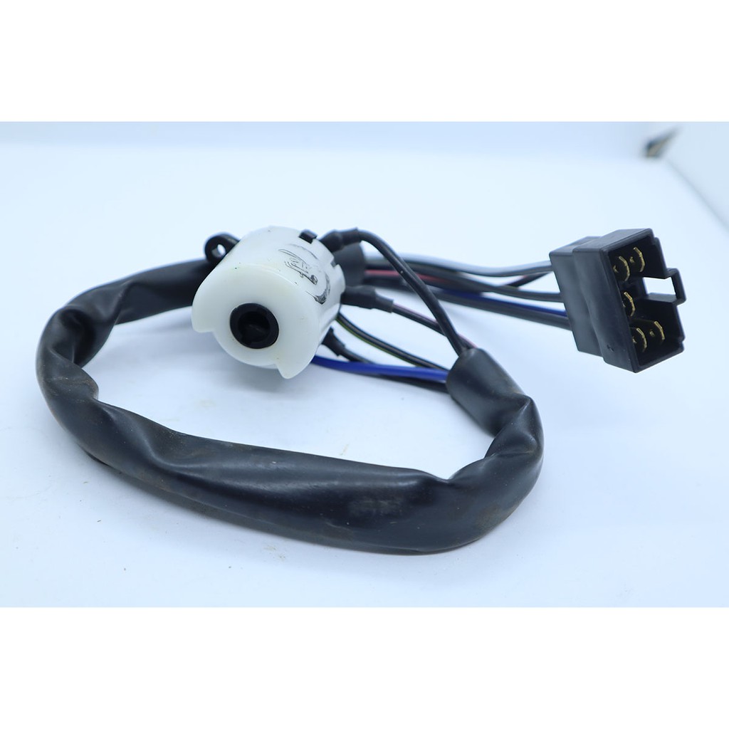 Mitsubishi Delica L300 Pick-Up / Van 79-87 สวิตช์สายจุดระเบิด | หมายเลขส่วน OE : MB141845