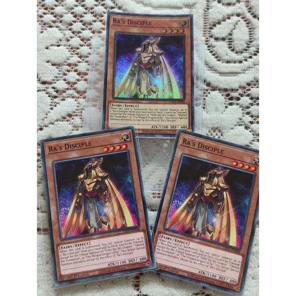 การ์ดลูกศิษย์ของ Yugioh Ra (เทพอียิปต์ Obelisk Ra Osiris Three Gods)