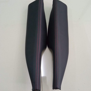 หนังหุ้มท้าวแขนรถยนต์ ISUZU​ D-Max​ 2020-2025(คู่หน้า)