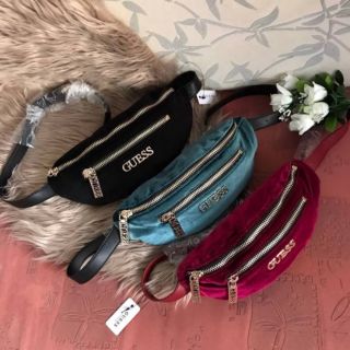 แท้
💓New  Guess  Ronnie  Logo  Belt  Bag