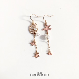 Uder pink water world earring