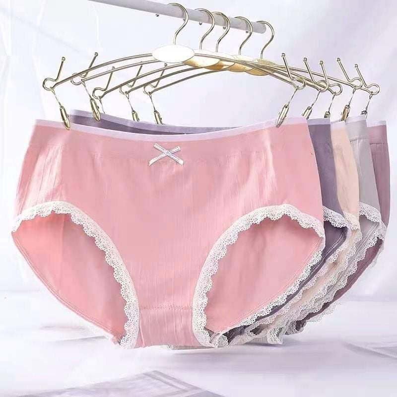 AMYRA QL001 กางเกงชั้นในสตรีผ้าฝ้ายลูกไม้ไร้รอยต่อต้านเชื้อแบคทีเรีย (เลือกสี)
