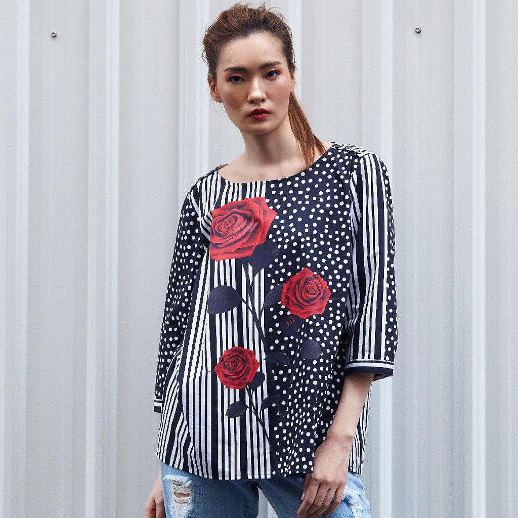 GSP Cotton Blouse เสื้อจีเอสพี เสื้อไม่มีปก แขนสั้น ผ้าคอตตอน สีดำ (PT5PBL)