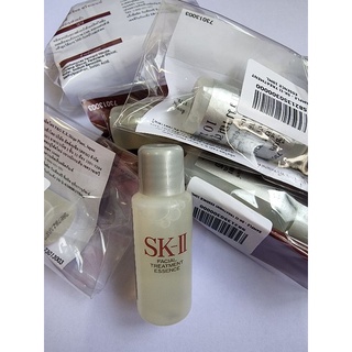 SK-II Facial Treatment Essence ขนาด 10 ml ราคาพิเศษ 100 บาท