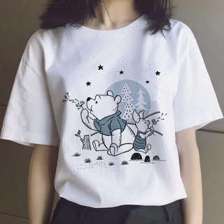 Winnie The Pooh Bear 2021 เสื้อยืดลําลองสําหรับผู้ชายผู้หญิงแขนสั้นสไตล์ญี่ปุ่น