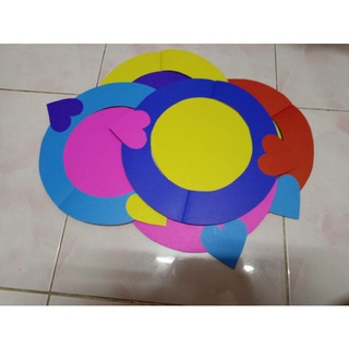 การ์ดสวิงวงกลมสีสดใส