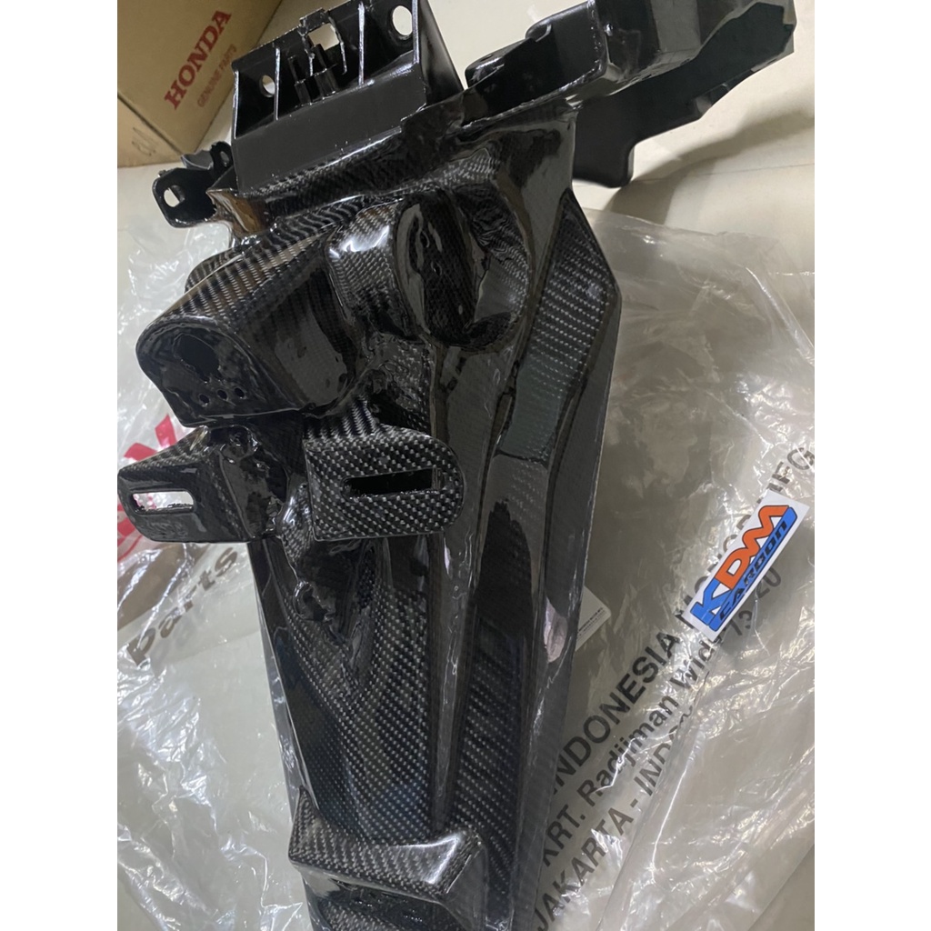 บังโคลนท้าย N-MAX2020 หุ้มงานคาร์บอนแท้ๆลาย2 ชิ้นงานแท้จาก0 พร้อมของแถมทางร้าน ราคา ถูกที่สุด ดีลบีเคเค แกลเลอรีภาพที่ 3