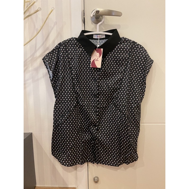 เสื้อแขนตัด Poi fashion