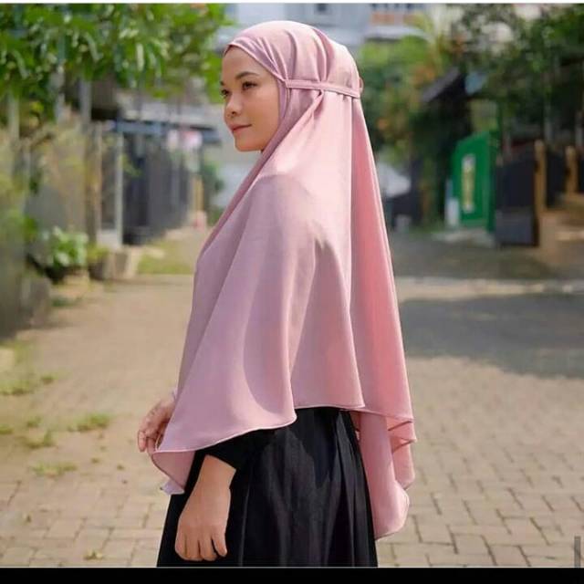 Bergo MARYAM JUMBO 1 KG CONTAINS 11 ชิ้น