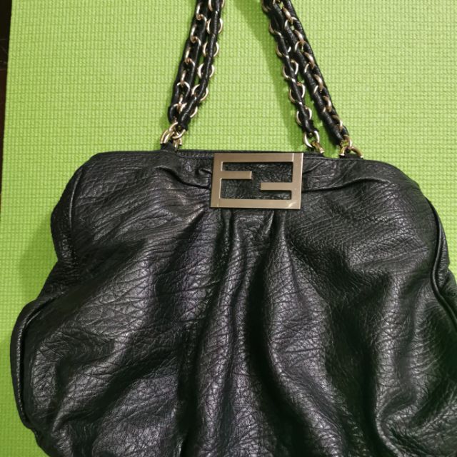 กระเป๋า Fendi ของแท้ 100%