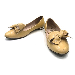 mp 5649 Used Miu Miu Flat Shoes 36.5” in Cipria Patent - 5,990 บาท