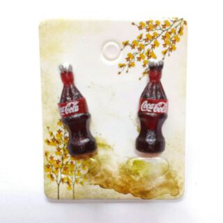 ต่างหูทำมือรูปขวดโค้กโคล่าจิ๋วเรซิ่นแบบติดหู Coca-Cola Coke Bottle miniature earings