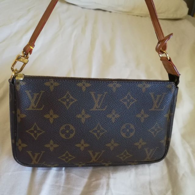 LV porchette แท้ 100% พร้อมโซ่ cross body