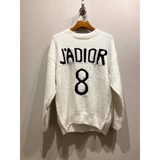 JADIOR 8 LUCKY NUMBER BOXY ECRU TECHNICAL WOOL FLEECE WHITE SWEATER เสื้อกันหนาวแขนยาว สเวตเตอร์ผ้าไหมพรม ดิออร์