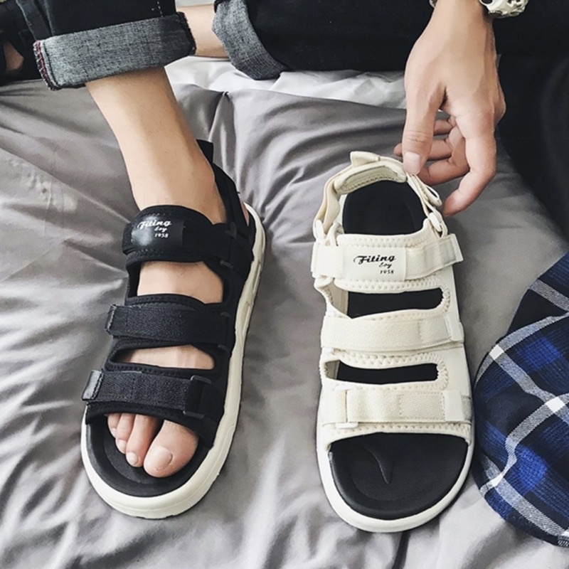 สินค้าใหม่ Mens Sandals 2021 รองเท้าหุ้มส้น แบบระบายอากาศ 3 สี 6ไซต์
