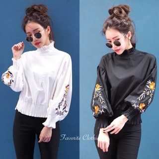 เสื้อเเขนยาวคอจีบ