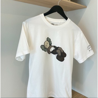 [Used like new] UNIQLO X KAWS TOKYO FIRST เสื้อยืดของแท้100% พรีออร์เดอร์จากญี่ปุ่น