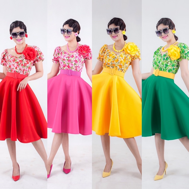 เซตแขนตุ๊กตาลายดอกกระโปรงสีพื้น ชุดวนิดา ชุดย้อนยุค ชุดลายดอก ชุดทองกวาว