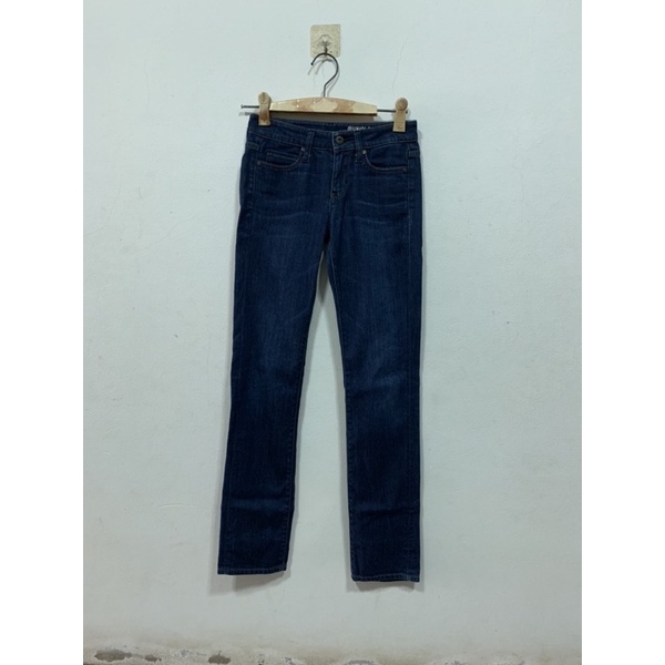 กางเกงยีนส์เข้มขายาว heattech Uniqlo size 22(56 cm)