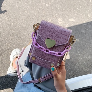 พร้อมส่ง🌸กระเป๋าสะพายข้าง ตัวล็อคหัวใจน่ารักๆ heart bag💜