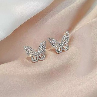 Fashion earrings ต่างหูเงินแท้925 (พร้อมกล่อง)