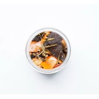 ยาดมสมุนไพร Herbpiness กลิ่นมินต์ | กลิ่นส้ม HERBAL INHALER : MINT | ORANGE